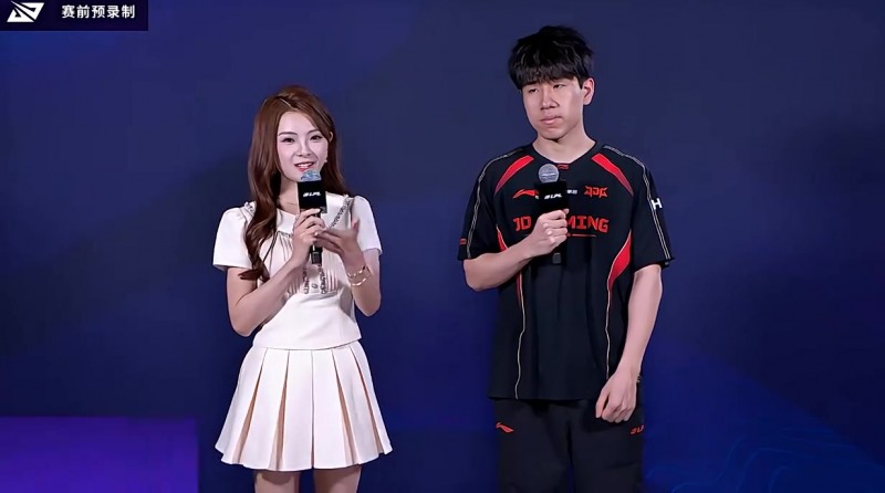 【蜗牛电竞】赛前采访GALA：杰克的对线一直都很凶，今天胜负手在下路