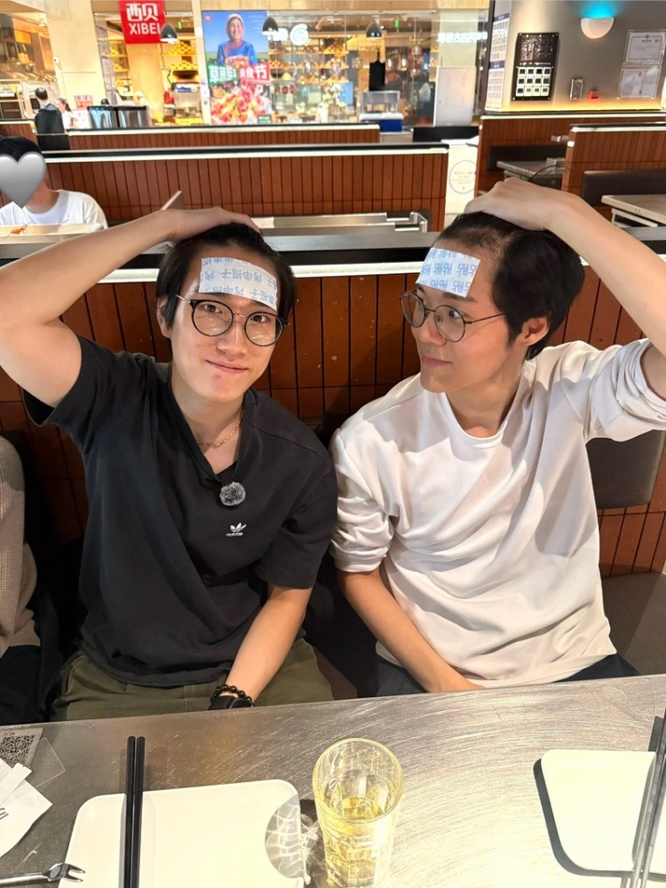 【蜗牛电竞】BRO分享队员旅途日常照:抵达了北京,分享下选手生活点滴✨